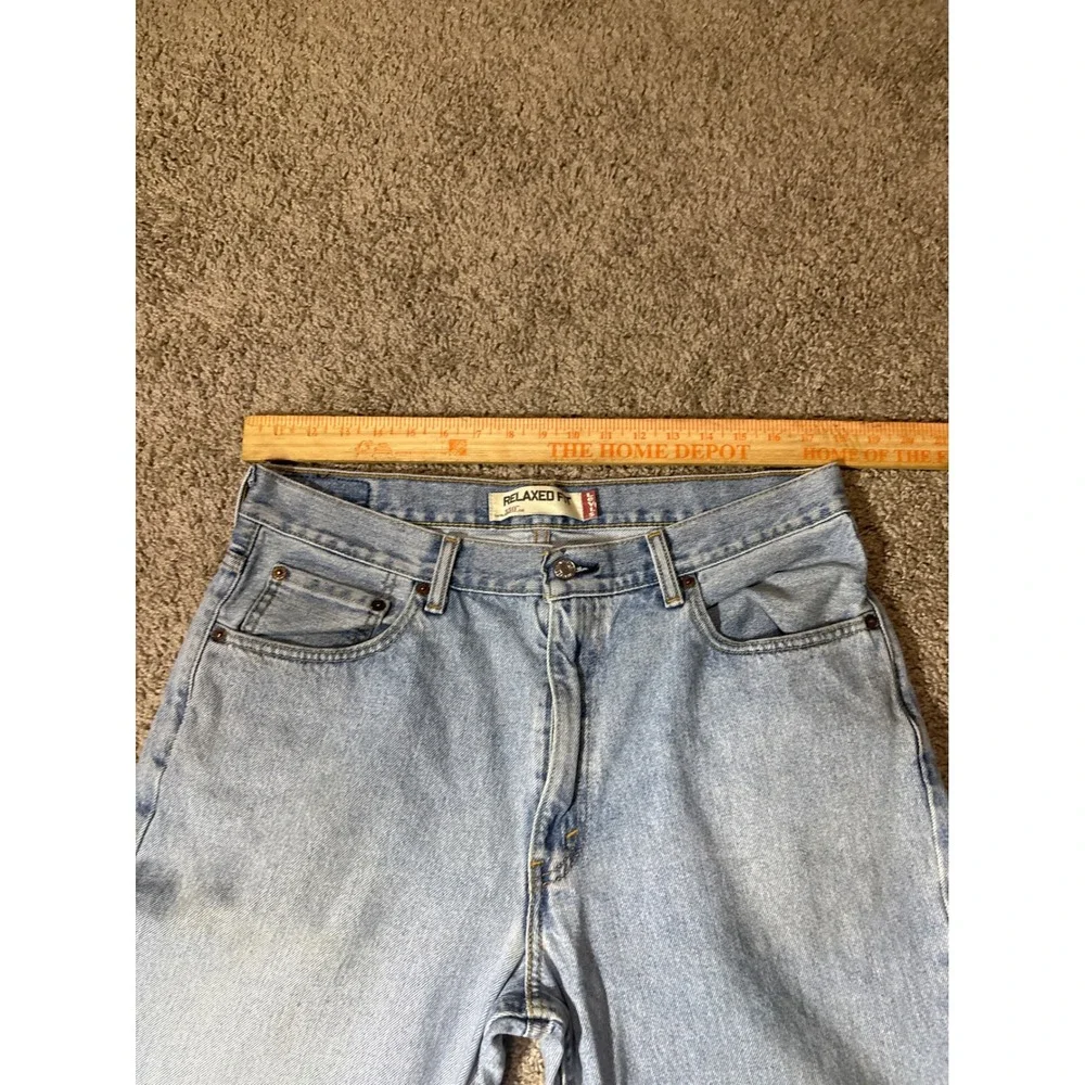 Levis levi 550